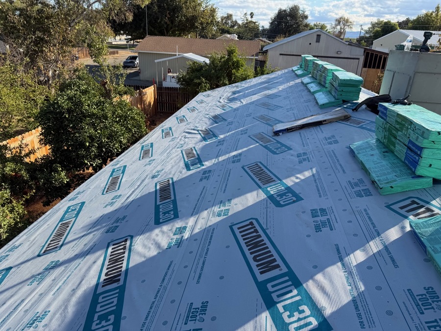 Synthetic underlayment rolled out before shingles